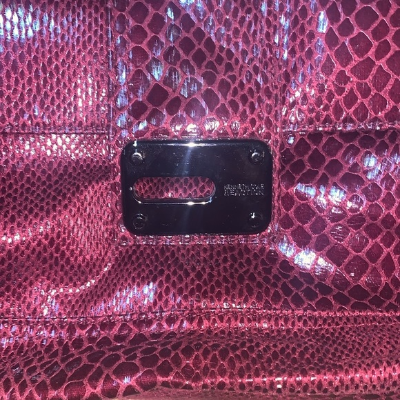 Kenneth Cole Reaction XL snakeskin hobo tote w/crossbody straps - Picture 2 of 11